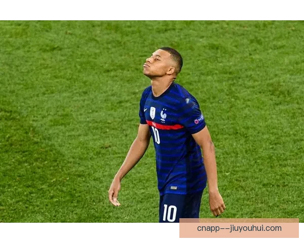 姆巴佩欧洲杯关键点球失误引发全场哗然与热议